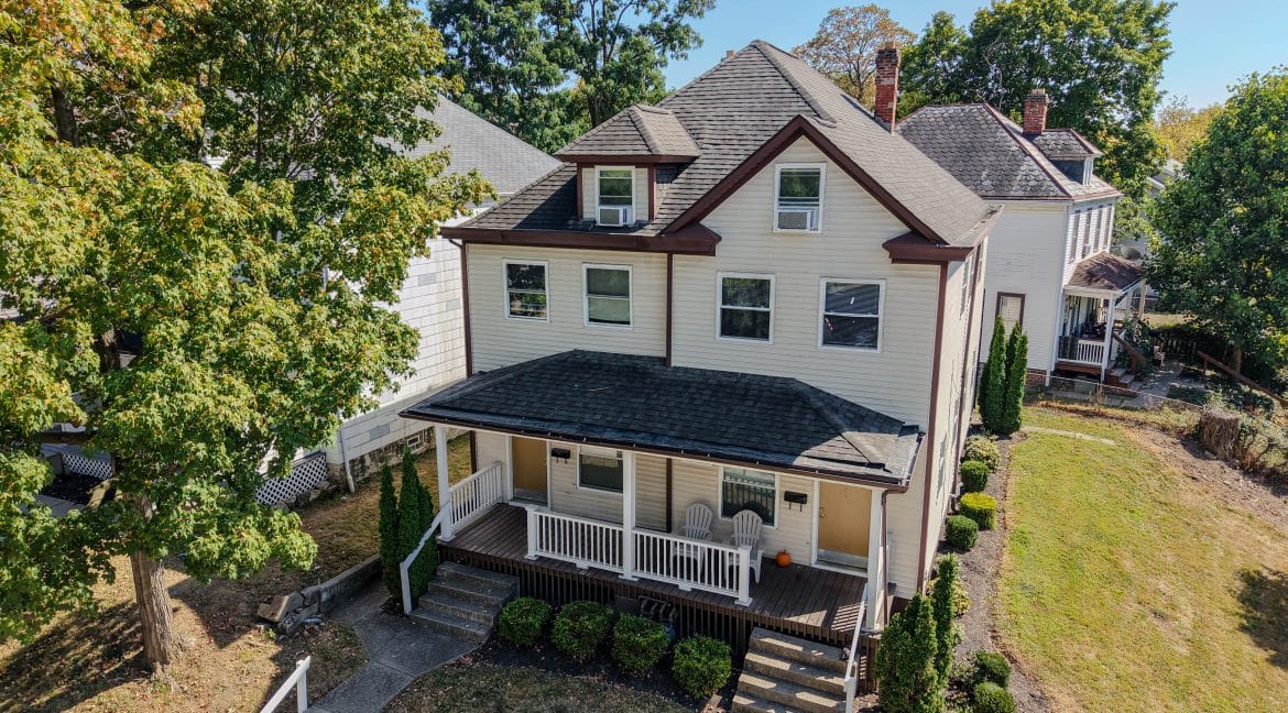 63 W Maynard